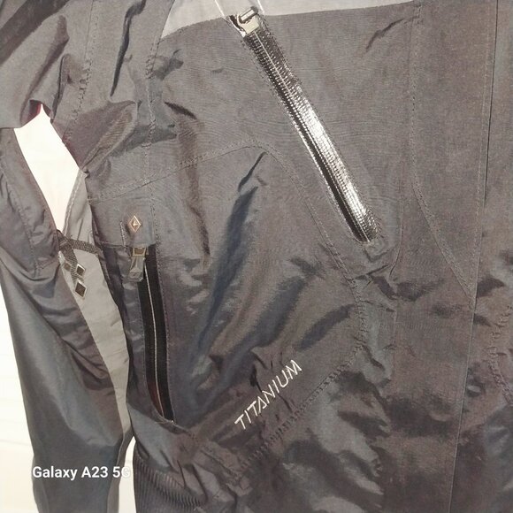 Columbia Womens Titanium Waterproof Breathable Jacket S Black Ski Winter Cold - Picture 3 of 13